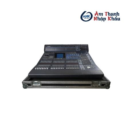 Mixer Yamaha DM 2000 VCM