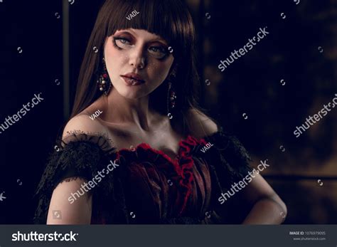 Sexy Fashion Model Natural Brunette Hair Stock Photo Shutterstock