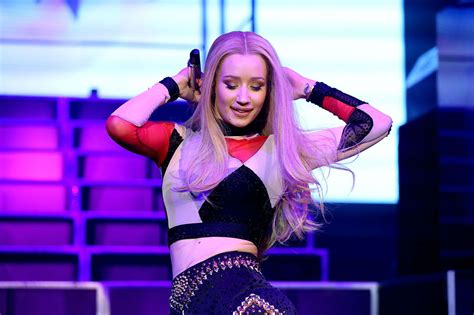 Iggy Azalea Hip Hop Electronic Rap Rapper Blonde Babe Girl Girls Women Woman Female