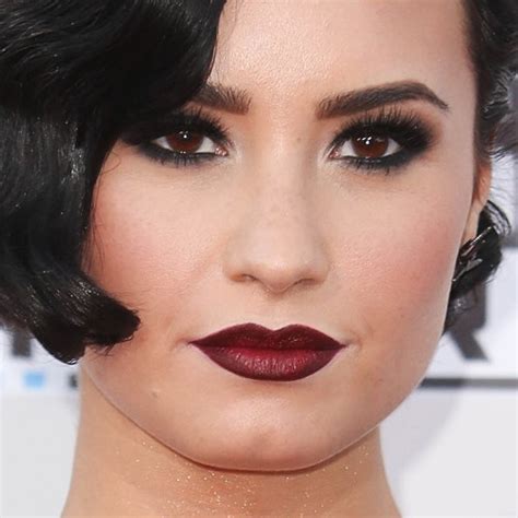 Demi Lovato Makeup | Steal Her Style