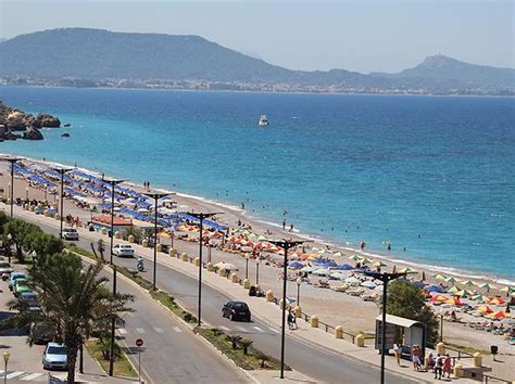 Turizm kentinde plajda çıplaklık zorunlu oldu Bikini ve mayo