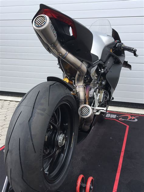 FM Projects Full Titanium Exhaust For The Ducati Panigale V4 R