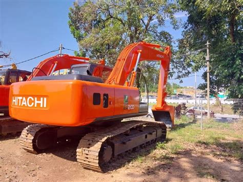 Hitachi Ex200 Hydraulic Excavator Chong And Ho Motor Vehicles Trading