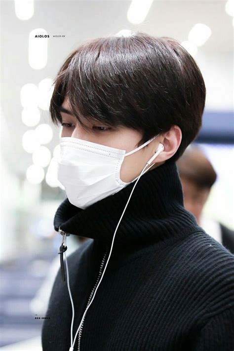 Sehun Hot Exo Chanyeol Do Kyungsoo Kim Jong Dae Exo Airport Exo Korean Korean Idols My