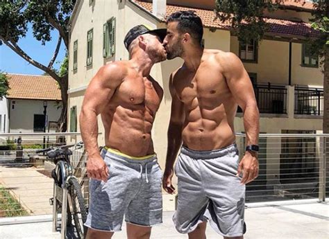 Pride de los gay buscan una relación monógama según estudio