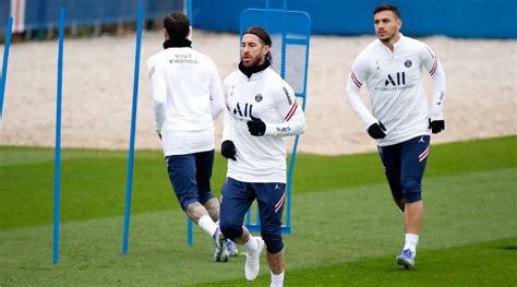 Psg Ramos Finalement Absent Fans De Foot