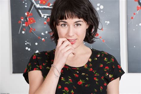 Hairy Natural Amateur Babe Spreading On Couch Porn Pictures XXX Photos Sex Images 2753174