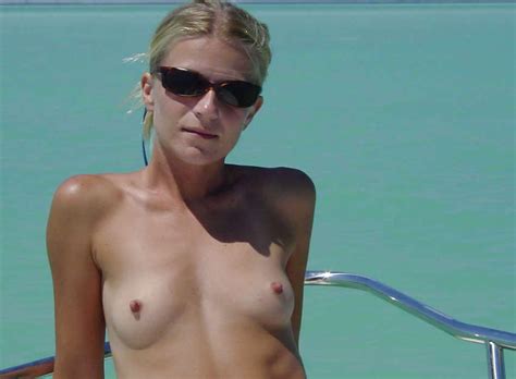 Mostrando Sus Encantos Porn Pictures Xxx Photos Sex Images Pictoa