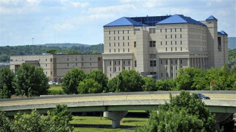 Madison County jail inmate dies in custody - al.com