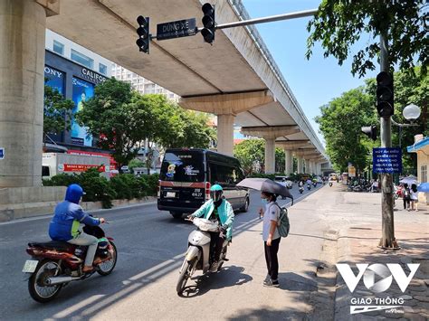 Đèn tín hiệu cho người đi bộ sang đường Nơi trục trặc nơi bất tiện