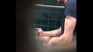 Cara Lindo Pego Batendo Punheta Short Video XVIDEOS