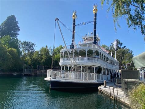 Mark Twain Riverboat Reopening Date Confirmed at Disneyland - WDW News ...