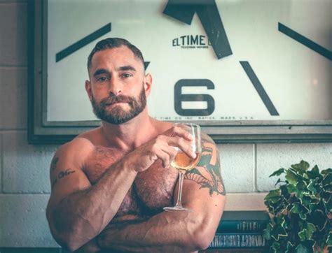 Let This Bear Naked Chef Expose You To Italian Cooking In His New Web Series PREMIERE