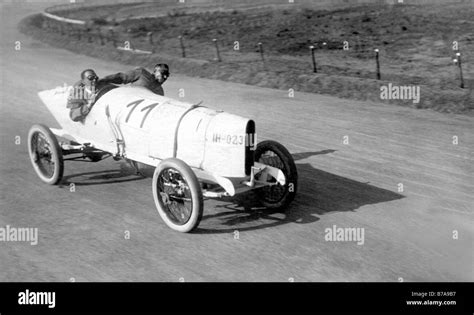 1920s racing cars hi-res stock photography and images - Alamy