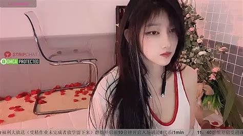 Yikuyiku Fully Nude Stripping On Cam For Live Sex Video Show