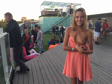 Flashing In Public Porn Pictures XXX Photos Sex Images PICTOA