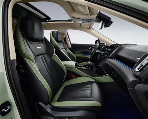 Hongqi Bahrain | hs3