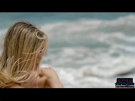 Italian Petite Body MILF Model Francy Torino Outdoor Striptease XVIDEOS