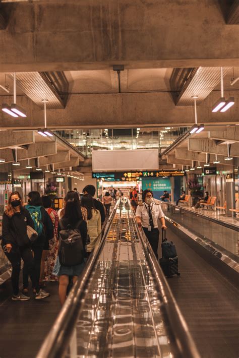 Travel Safely on Holiday - USC Health & Safety Consultants London