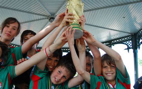 Football Ploeren la Mexicaine championne du monde Vidéo Le Télégramme