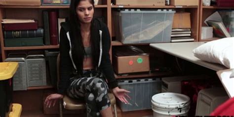 Latina Teen Selling Her Pussy For Some Dollars Tnaflix