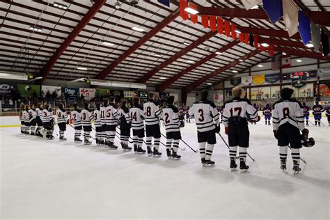 MIDDLEBURY HIGH SCHOOL SENIOR NIGHT | Memorial Sports Center