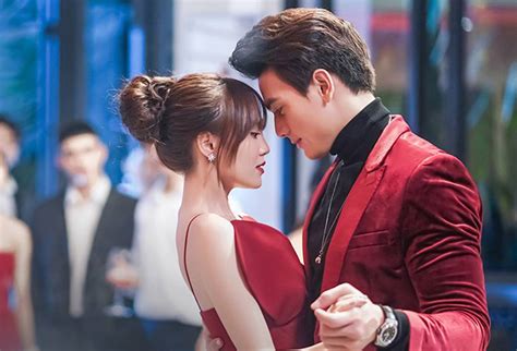 5 chuyện tình trai trẻ lái gái già nức tiếng phim châu Á Hot nhất là Lee Ji Ah và đại gia