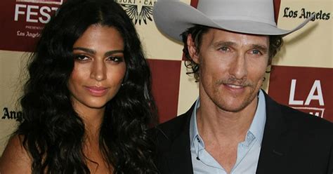 Un sex symbol de Hollywood deja la soltería Infobae