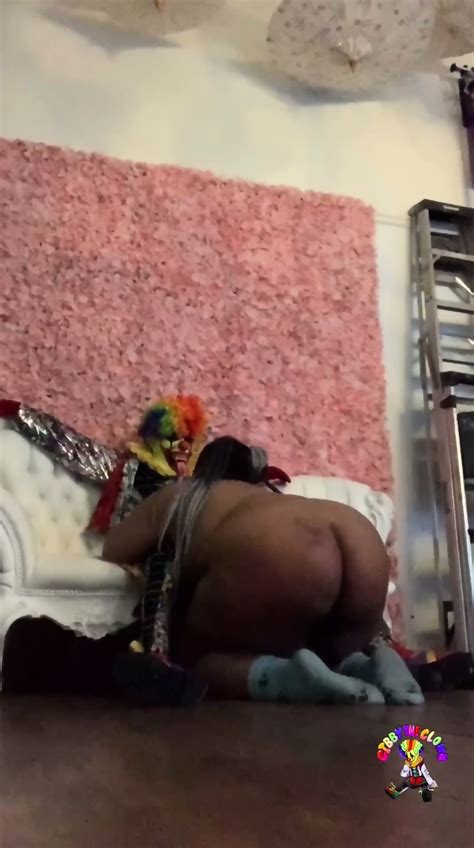 Sexy Ass BBW Slut Takes Big Clown Dick