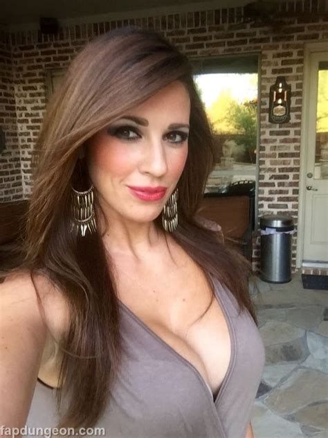 Amateur Busty Next Door Milf Page Of Fapdungeon