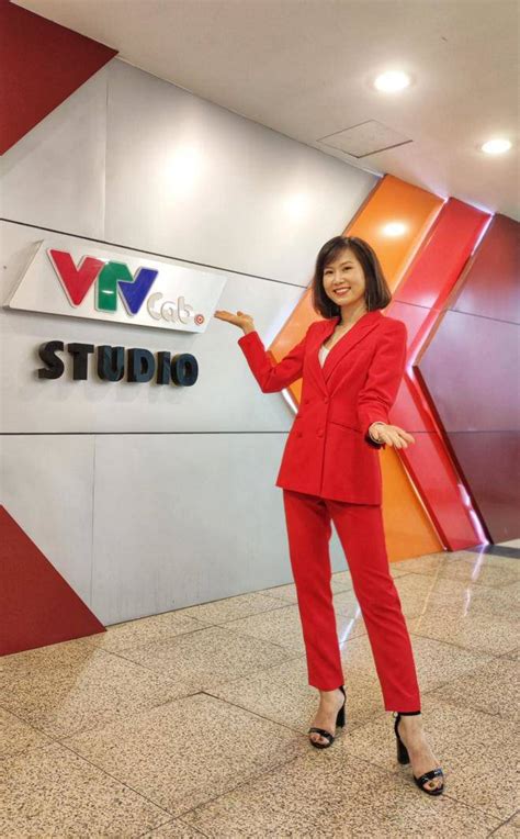 Nữ bình luận viên mới gây chú ý hơn đứt 32 hot girl Nóng cùng World Cup 2022 là ai