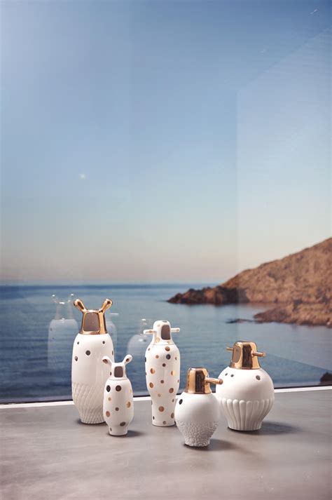 Showtime Nude Chair Designer Furniture Architonic