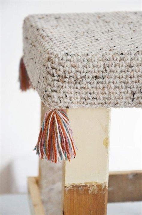 Pin By Marlene Dellazeri On Artesanato Croch Stool Cover Crochet