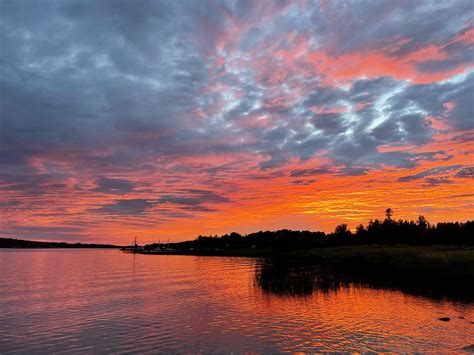 Another gorgeous Northwestern Ontario sunset : r/ontario