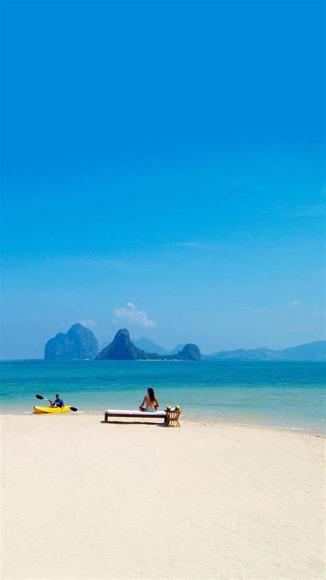300 Tropical Beach Wallpapers