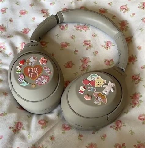 Pin by Rosi ౨ৎ on ୨୧ tech Headphones Cute headphones Headphone