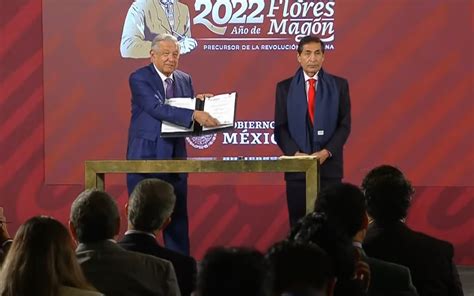 Amlo Firma Acuerdo Con Empresas Para Combatir Inflaci N Bajan