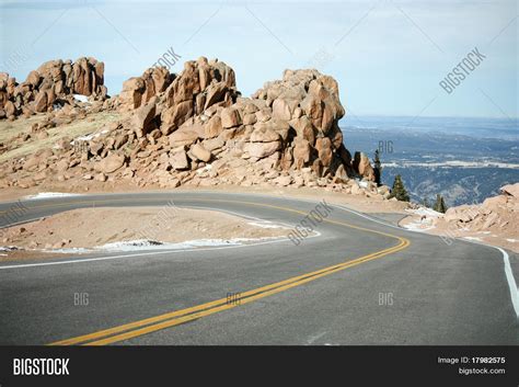 Pikes Peak Mountain Image & Photo (Free Trial) | Bigstock