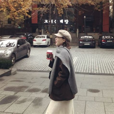 HOT MOM của gia đình hot nhất MXH phong cách thời trang không những đẹp mà còn cực chất