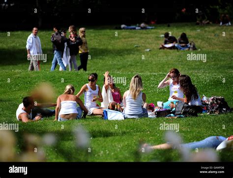 Sunbathers Enjoy The Hot Weather In Hyde Park London Stock Photo Alamy