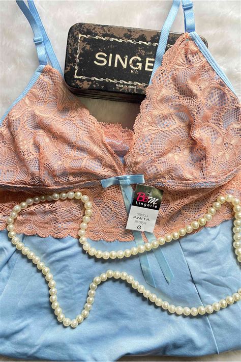 Camisola Feminina Sexy em Renda Anita Luxo Pijama Lingerie Confortável e Elegante