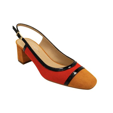 Brenda Zaro T3372A Pumps — UFO No More