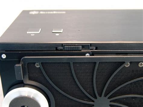 SilverStone Grandia SST-GD08B HTPC Chassis Review