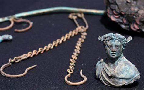 Amazing Roman-era artifacts discovered off Israel coast! (video-pics) | protothemanews.com