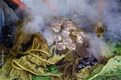 Mechuque Chiloe Archipelago Chile Preparation Of Curanto The