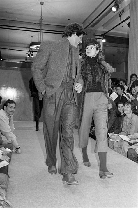 Gia Carangi: Fashion's First Supermodel, Tragic Legacy & Last Photos