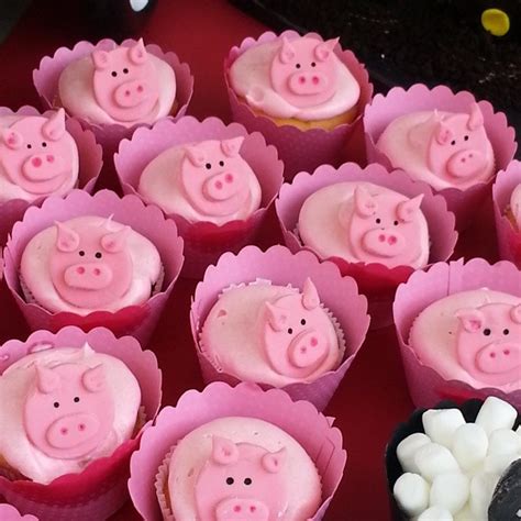 Piggy Cupcakes | A La Vanille