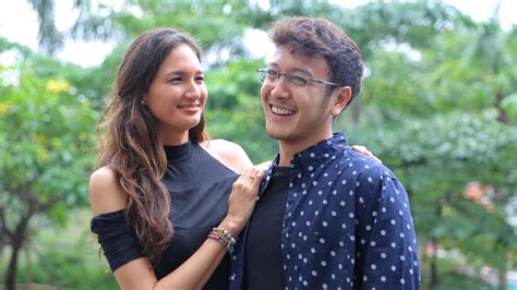 Cerita Seru Honeymoon Nadine Chandrawinata Dan Dimas Anggara Di New