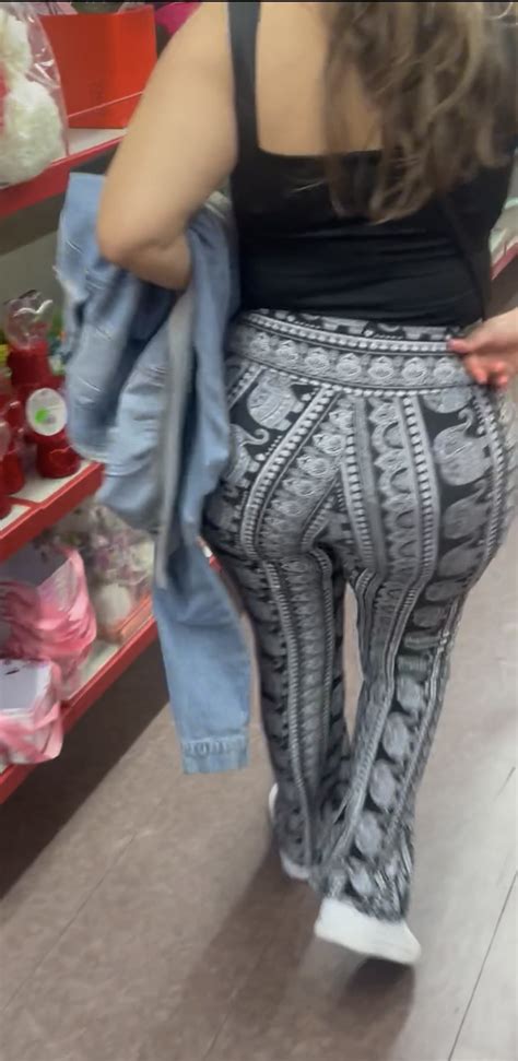 Phat Ass Latina Milf In Flare Pants Ass Forum