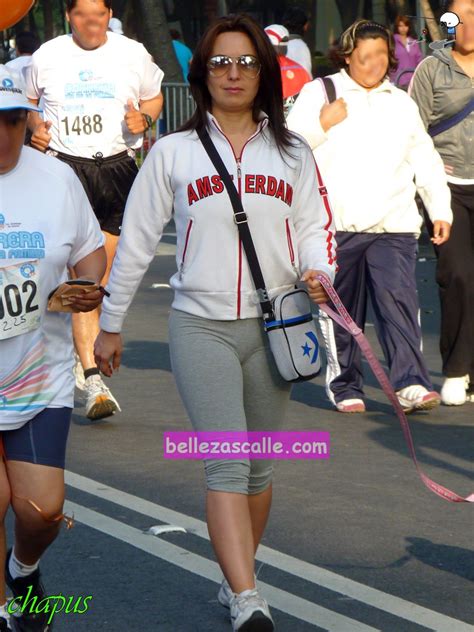 Mujeres Maduras Amateur Con Buen Cuerpo Por La Calle Mujeres Bellas En La Calle